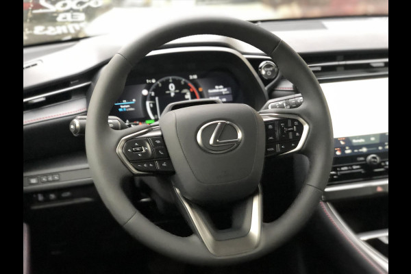 Lexus LBX 1.5 Hybrid Emotion Bi Tone | Tech pack, Leer, Stoel + Stuurverwarming, Parkeersensoren, Dodehoekherkenning, Elektrische achterkl