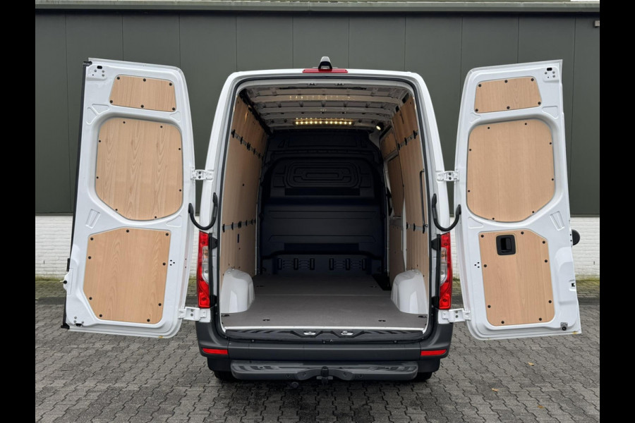 Mercedes-Benz Sprinter 317 1.9 CDI L2 9G laadruimte bekleed Leder Camera Clima M-bux media systeem DAB