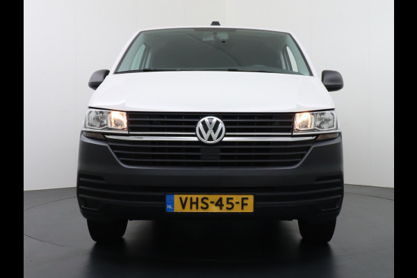 Volkswagen Transporter 2.0TDI L1H1 26 3 Persoons Apple Carplay Android Auto Airco Cruise Control Pdc Betonplex vloer Wandbetimmering Schuifdeur Economy Business pakket 1e Eigenaar, Euro 6