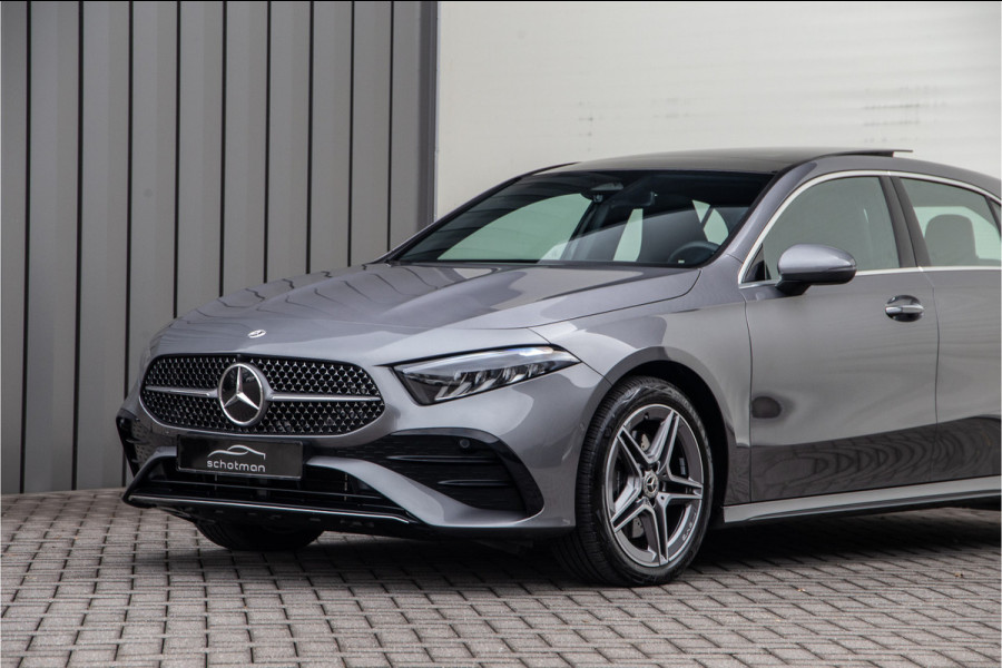 Mercedes-Benz A-Klasse 250 e AMG Premium, Pano, Facelift, Widescreen, Sfeerverlichting, Camera, 2024