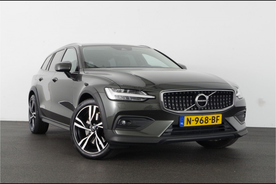 Volvo V60 Cross Country 2.0 B5 AWD Pro 250pk > Kleur: PINE GREY/Blis/Trekhaak/Pilot assist...