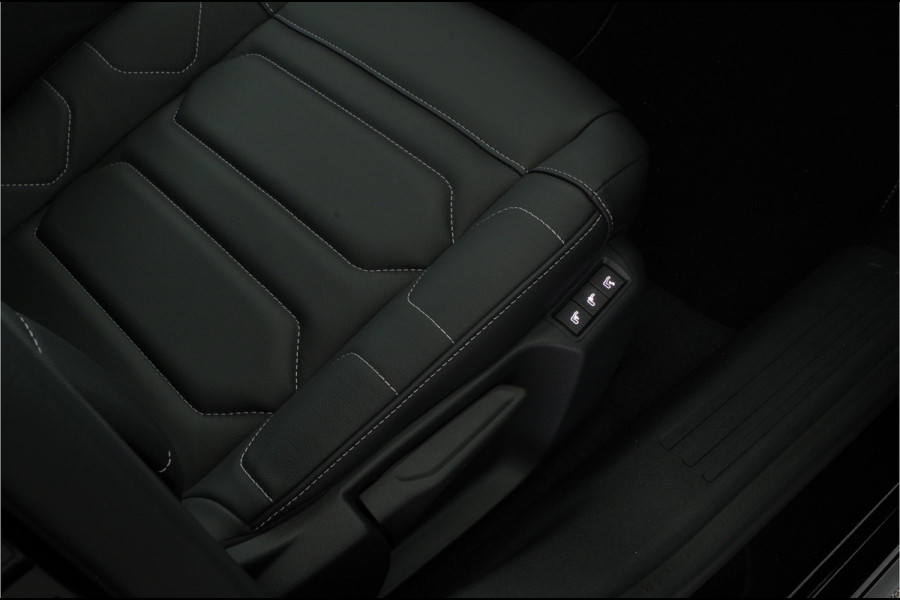 Citroën Ë-C4 Shine (€ 31.850,- na subsidie) Pano.schuifdak/Leder-pakket/Drive-Assist-pakket/Park Assist