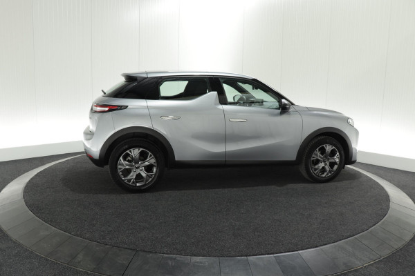 DS DS 3 Crossback PureTech 100 Montmartre | Parkeersensoren | Apple Carplay | Allseason Banden | Navigatie | Climate Control