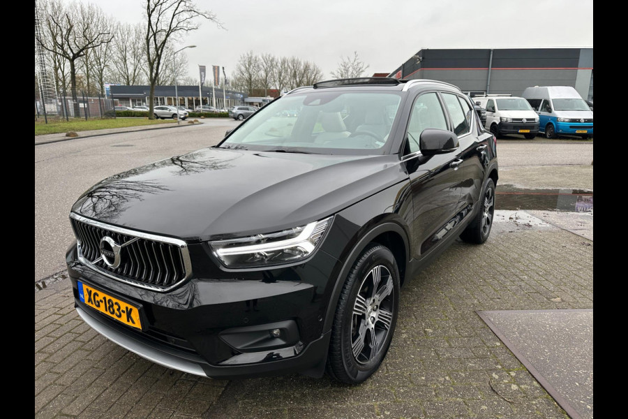 Volvo XC40 2.0 T4 INSCRIPTION SPORT 2019 1-EIG AUT PANO LEER NAP VOL LUXE