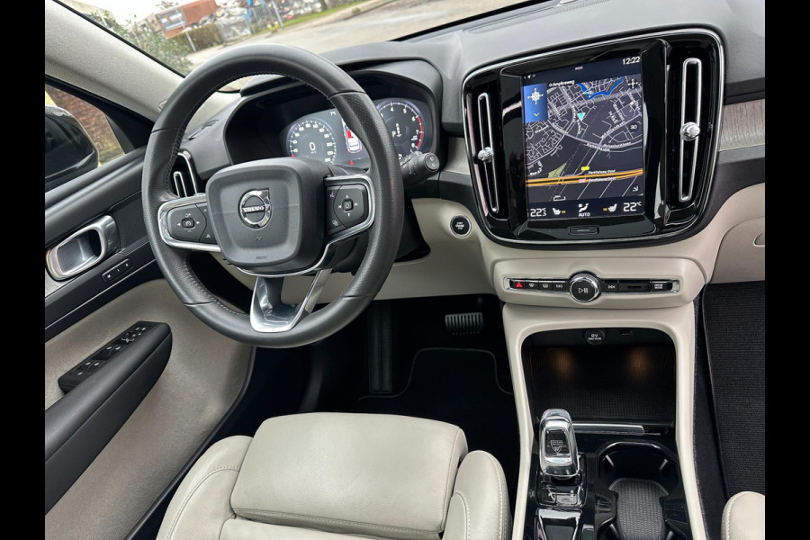 Volvo XC40 2.0 T4 INSCRIPTION SPORT 2019 1-EIG AUT PANO LEER NAP VOL LUXE