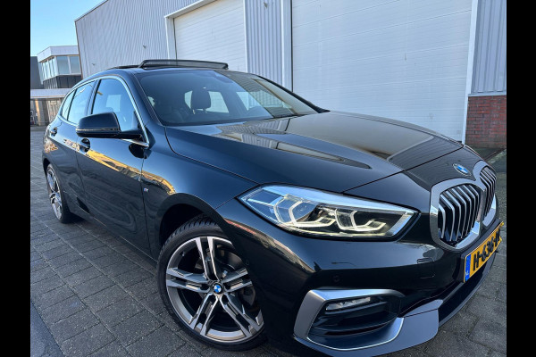 BMW 1-serie 118i 2020 M-SPORT HIGH Executive Edition PANO LEER CAM NAP LUXE