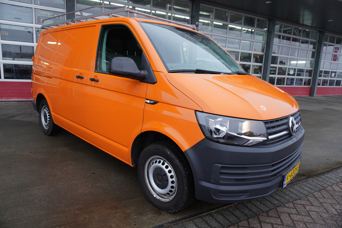 Volkswagen Transporter 2.0 TDI L1H1 Trendline Nr. V139 | Airco | Navi | Cruise | Trekhaak