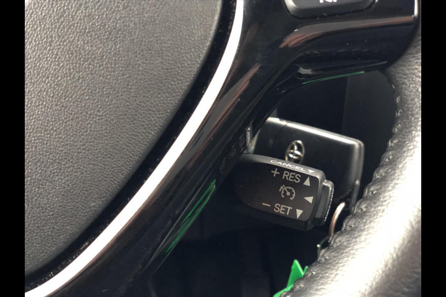 Toyota Aygo 1.0 VVT-i 72pk 5D x-joy | Apple CarPlay/Android Auto, Lichtmetalen velgen, Parkeersensoren, Safety Sense, Camera