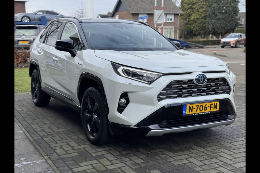 Toyota RAV4 2.5 Hybrid Bi-Tone | Bearlock, Apple CarPlay/Android auto, Parkeersensoren, Elektrische achterklep, Stoel + Stuurverwarming