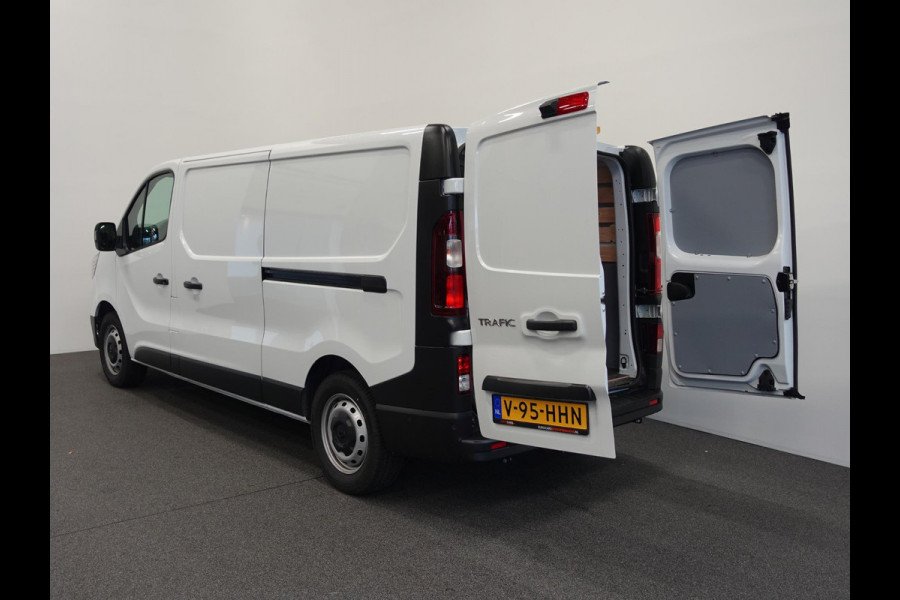 Renault Trafic 2.0 150PK T30 L2H1 Advance BPM VRIJ! 2x Schuifdeur Airco Bluetooth Camera Cruise PDC Trekhaak