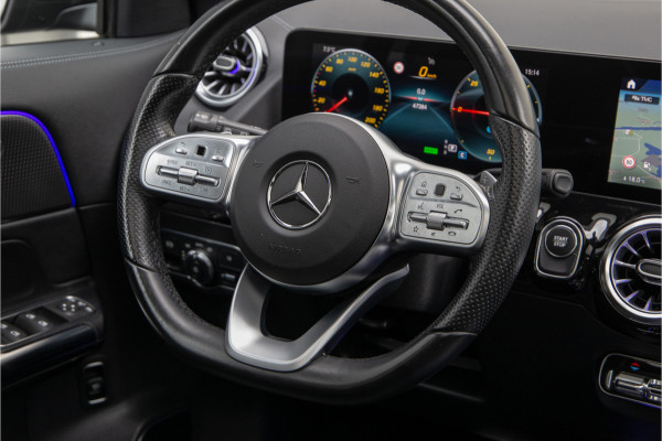 Mercedes-Benz EQA 250 AMG Premium, Pano, Nightpack, Burmester, Widescreen, Camera, 2021