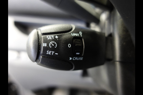 Toyota ProAce 122pk Automaat Navigator Long L3 Navi Trekhaak Airco Cruise