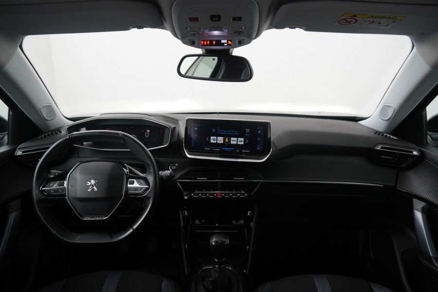 Peugeot 2008 BWJ 10-2020 | 1.2 PT 131PK Allure | PANO | CLIMA | NAVI | CRUISE | CAMERA | CARPLAY |