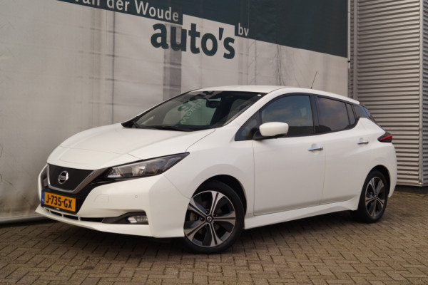 Nissan Leaf N-Connecta 40kWh -NAVI-ECC-PDC-