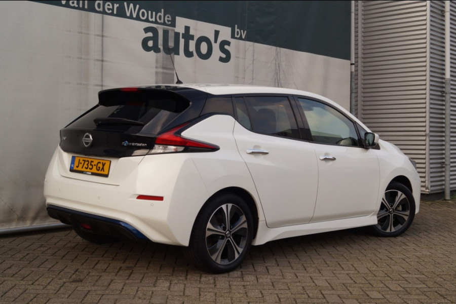 Nissan Leaf N-Connecta 40kWh -NAVI-ECC-PDC-