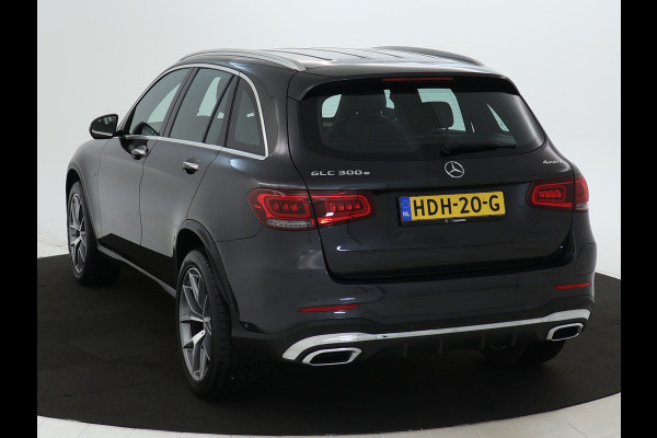 Mercedes-Benz GLC 300 e AMG Plug-In Hybride | AMG-Styling | Navigatie | Keyless entry | Electrische achterklep| Parkeersensoren | | Inclusief 24 maanden MB Certified garantie voor Europa.