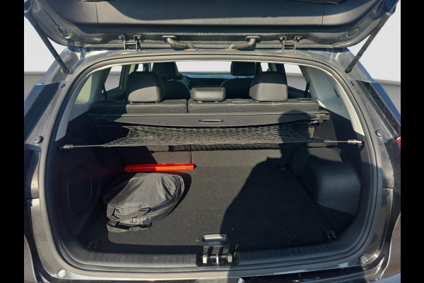 Kia e-Niro ExecutiveLine 64 kWh Automaat | Cruise | Camera | Leder| Navigatie | Stoelverwarming & Koeling |