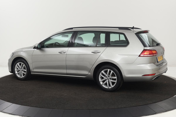 Volkswagen Golf 1.6 TDI Comfortline | 2e eigenaar | Carplay | Adaptive cruise | Navigatie | PDC | Climate control | Bluetooth | DAB