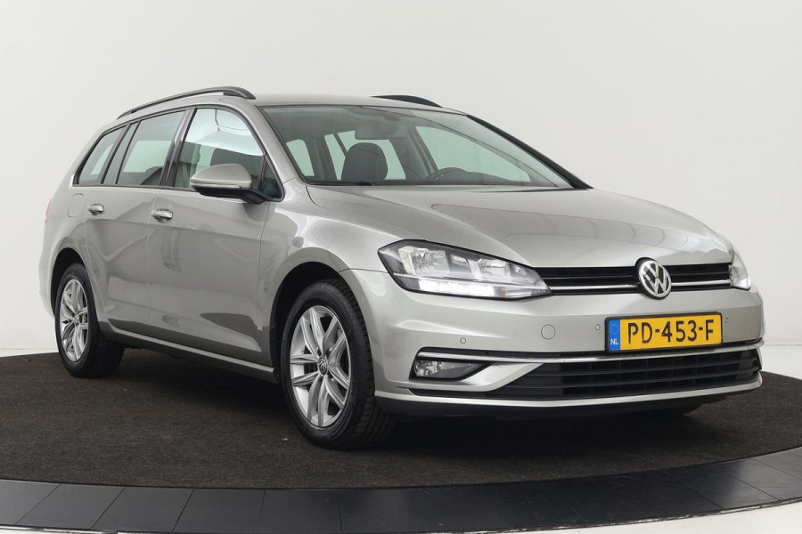 Volkswagen Golf 1.6 TDI Comfortline | 2e eigenaar | Carplay | Adaptive cruise | Navigatie | PDC | Climate control | Bluetooth | DAB