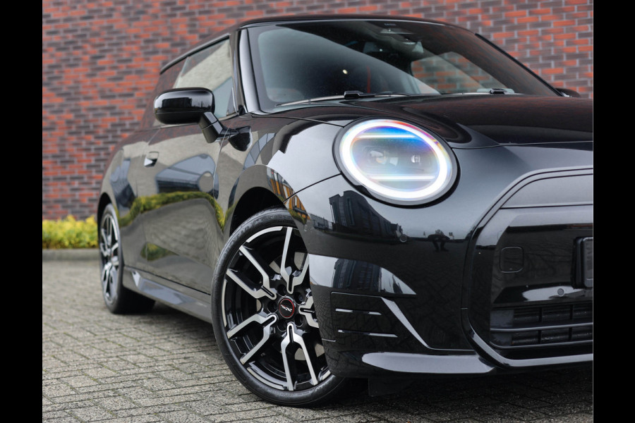 MINI Cooper E *JCW pakket*Direct leverbaar!*