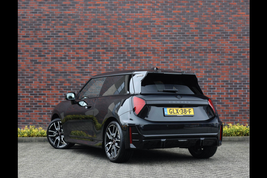 MINI Cooper E *JCW pakket*Direct leverbaar!*