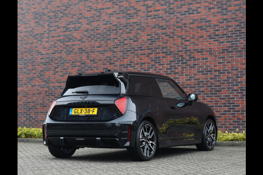 MINI Cooper E *JCW pakket*Direct leverbaar!*