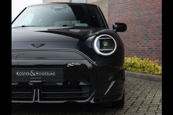 MINI Cooper E *JCW pakket*Direct leverbaar!*