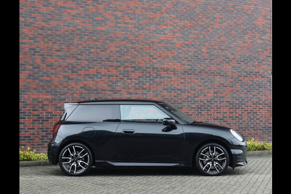 MINI Cooper E *JCW pakket*Direct leverbaar!*