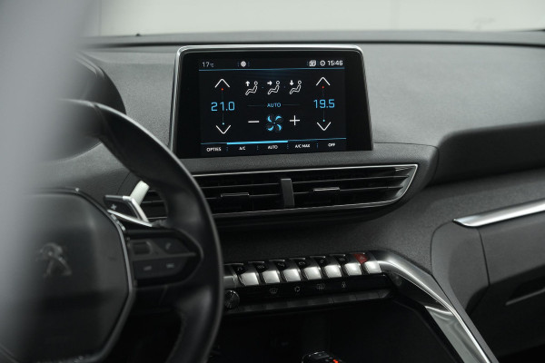 Peugeot 5008 PureTech 130 EAT8 Crossway | Parkeersensoren | Navigatie | Apple Carplay