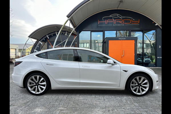 Tesla Model 3 Long Range AWD 75 kWh 88% SOH Trekhaak (1.000kg)