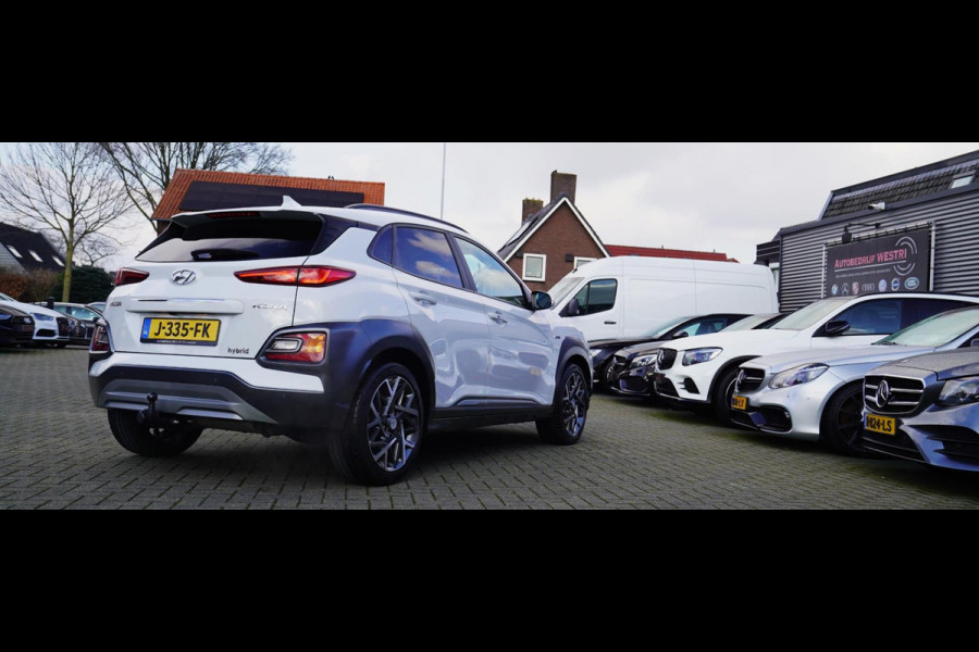 Hyundai Kona 1.6 GDI HEV Premium | Schuif/kanteldak | Stoelverwarming voor + achter | Stoelverkoeling | HuD | Leder | Trekhaak |