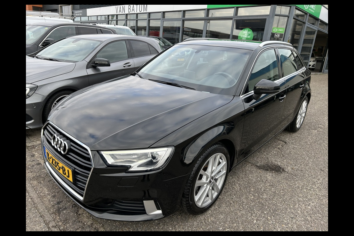 Audi A3 Sportback 30 TFSI Advance Sport