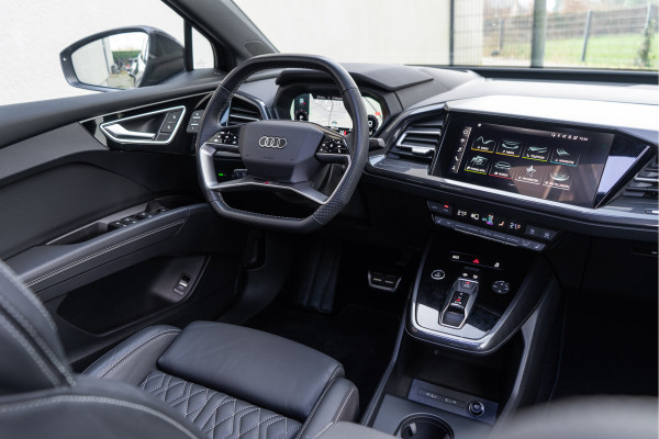 Audi Q4 Sportback e-tron 40 / 2x S-line/ Sonos/ Head-Up/ Ruit-leder/ Adaptive Cruise Control/ Panoramadak/ 150kW (204PK)