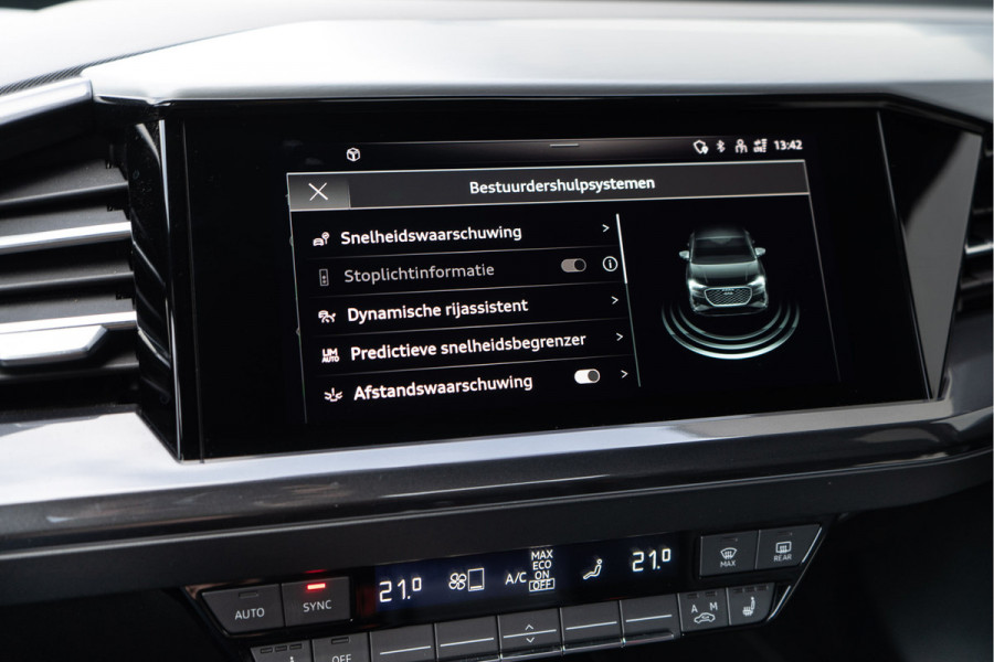 Audi Q4 Sportback e-tron 40 / 2x S-line/ Sonos/ Head-Up/ Ruit-leder/ Adaptive Cruise Control/ Panoramadak/ 150kW (204PK)