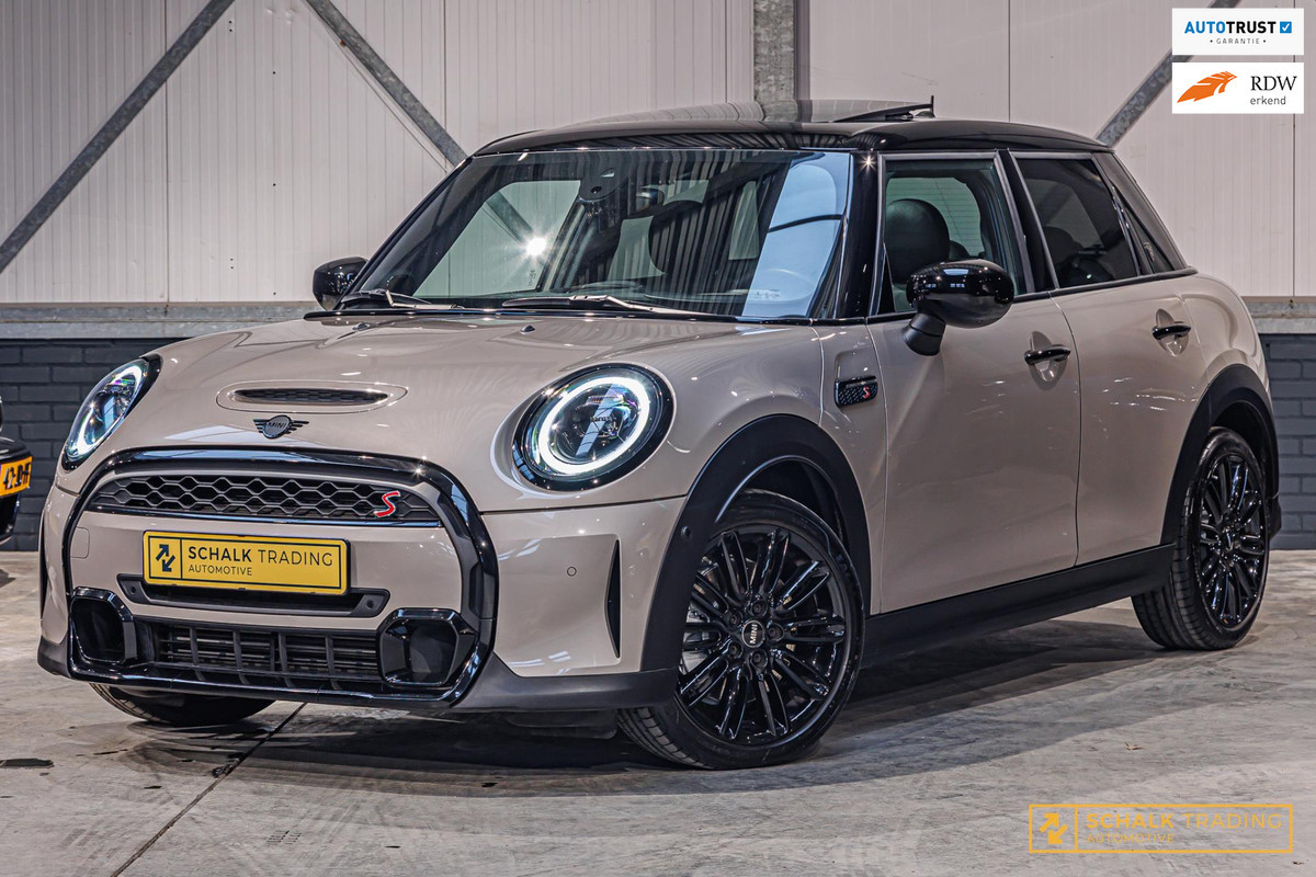 MINI 2.0 Cooper S MINI Yours|Pano|H&K|Cam|Fulloptions|Dealer