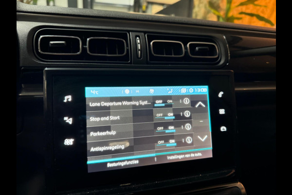 Citroën C3 1.2 PureTech Shine Garantie CarPlay Lane assist Parkeerhulp Cruise Navi AC Rijklaar