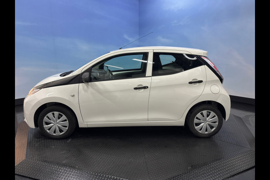 Toyota Aygo 1.0 VVT-i x-now Airco| Elktr. pakket | 5 deurs