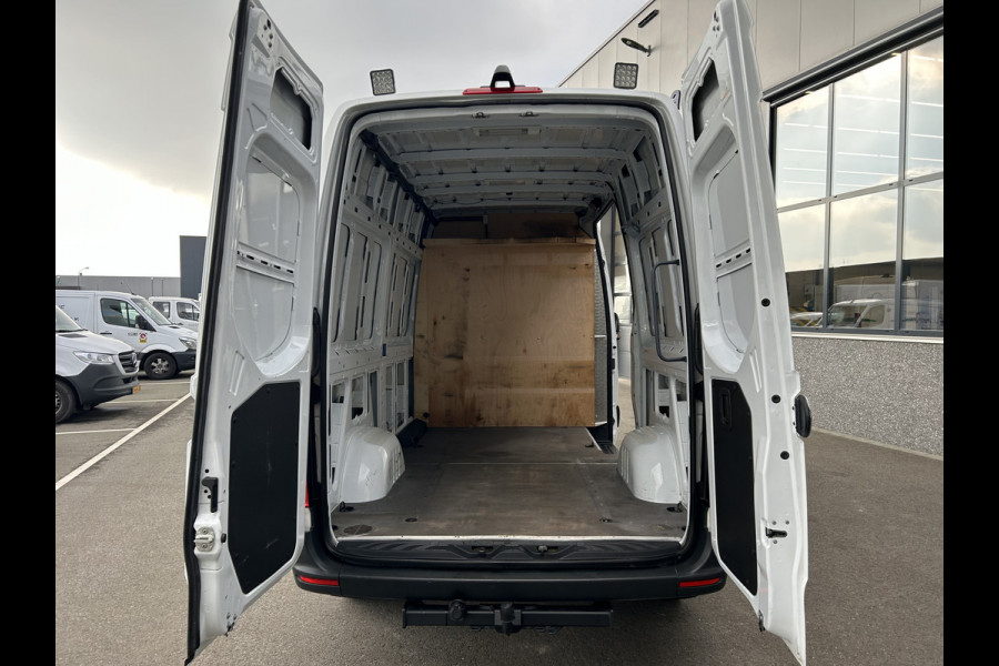 Mercedes-Benz Sprinter 316 CDI L2 H2 Omvormer 230V / MBUX / Camera / Navigatie / Trekhaak / Cruise control / Airco / 270 Graden achterdeuren