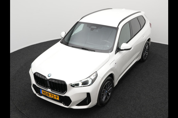 BMW X1 xDrive30e M Sport 326PK Plug In Hybrid PHEV | Head Up | 360 Camera | Navi Pro | LED | Apple Carplay | Stoelverwarming | DAB |