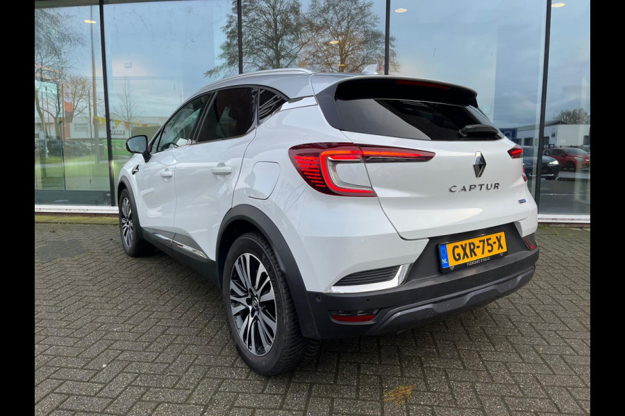 Renault Captur 1.6 E-Tech Plug-in Hybrid 160 Initiale Paris - Navi Groot - Leder - Trekhaak electrisch