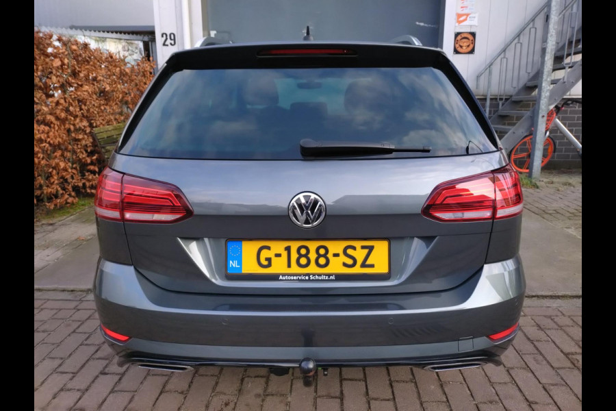 Volkswagen GOLF Variant 1.5 TSI Highline Business R DSG panorama