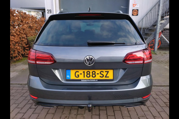 Volkswagen GOLF Variant 1.5 TSI Highline Business R DSG panorama