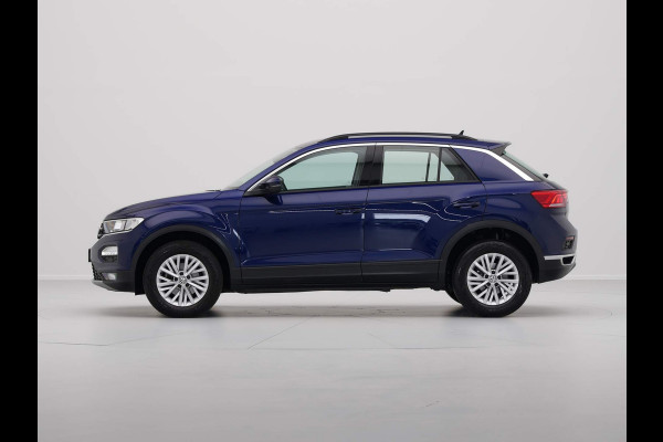 Volkswagen T-Roc 1.5 TSI 150pk DSG Style Navigatie Pdc Clima Acc 142