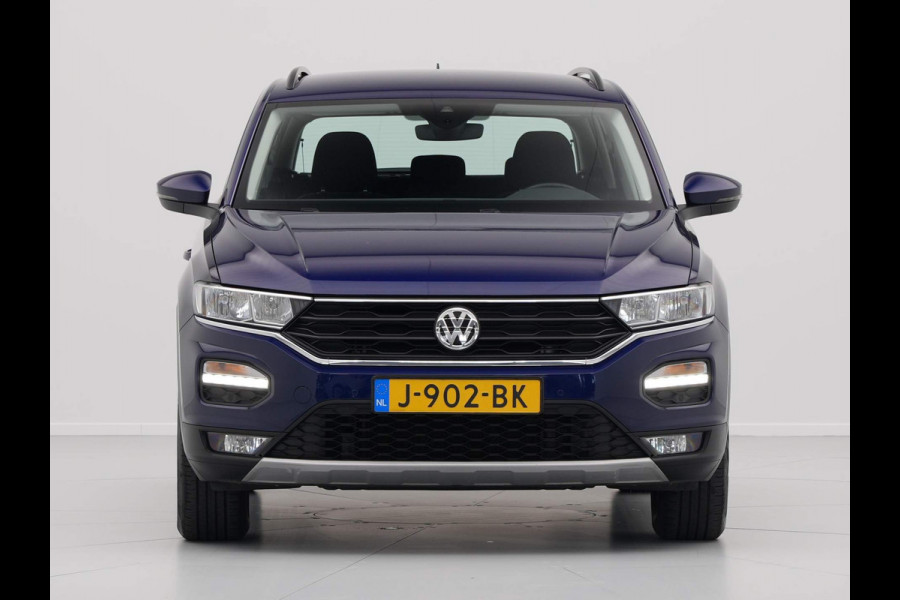 Volkswagen T-Roc 1.5 TSI 150pk DSG Style Navigatie Pdc Clima Acc 142