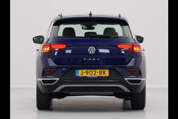 Volkswagen T-Roc 1.5 TSI 150pk DSG Style Navigatie Pdc Clima Acc 142