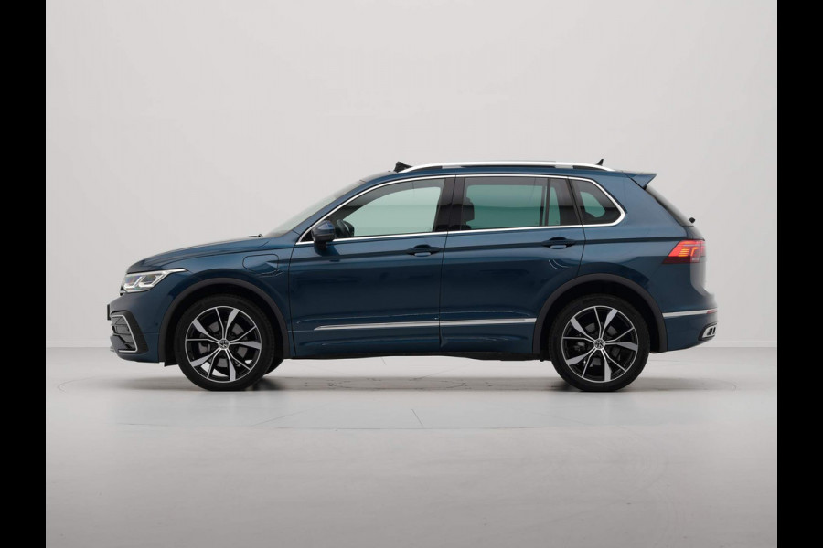 Volkswagen Tiguan 1.4 TSI 245pk eHybrid R-Line Business+ Panorama Navigatie Camera Side Assist 3