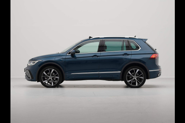 Volkswagen Tiguan 1.4 TSI 245pk eHybrid R-Line Business+ Panorama Navigatie Camera Side Assist 3