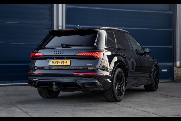 Audi Q7 S-Line Grijs kenteken 3X S-LINE / 360 CAMERA / ADAPTIVE CRUISE CONTROLE / BLACK LINE