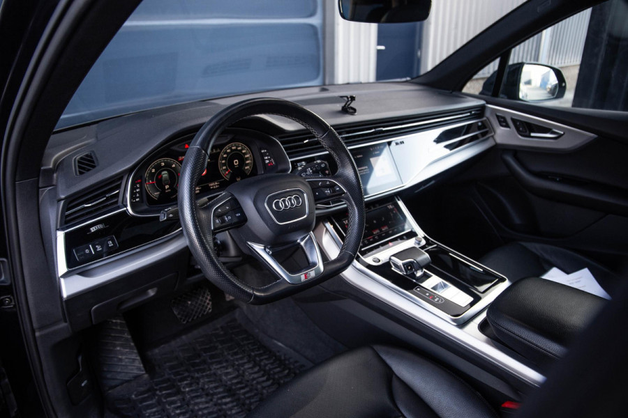 Audi Q7 S-Line Grijs kenteken 3X S-LINE / 360 CAMERA / ADAPTIVE CRUISE CONTROLE / BLACK LINE