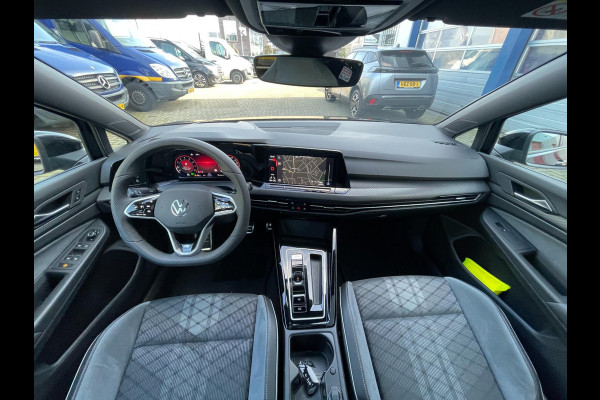 Volkswagen Golf 1.5 eTSI R-Line | panoramadak | camera | head up display |